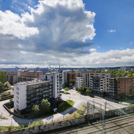 "Kanava" - New 1Br Apartment With Sauna, Balcony & Views, Hosted By 2Ndhomes Tampere Bagian luar foto