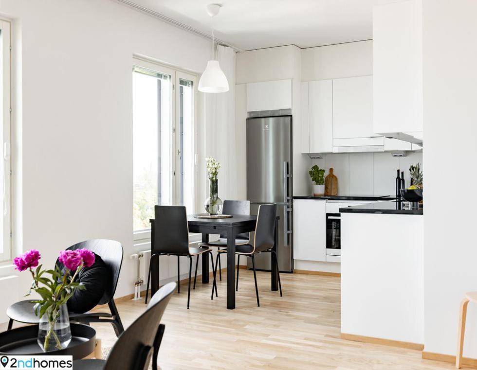 "Kanava" - New 1Br Apartment With Sauna, Balcony & Views, Hosted By 2Ndhomes Tampere Bagian luar foto